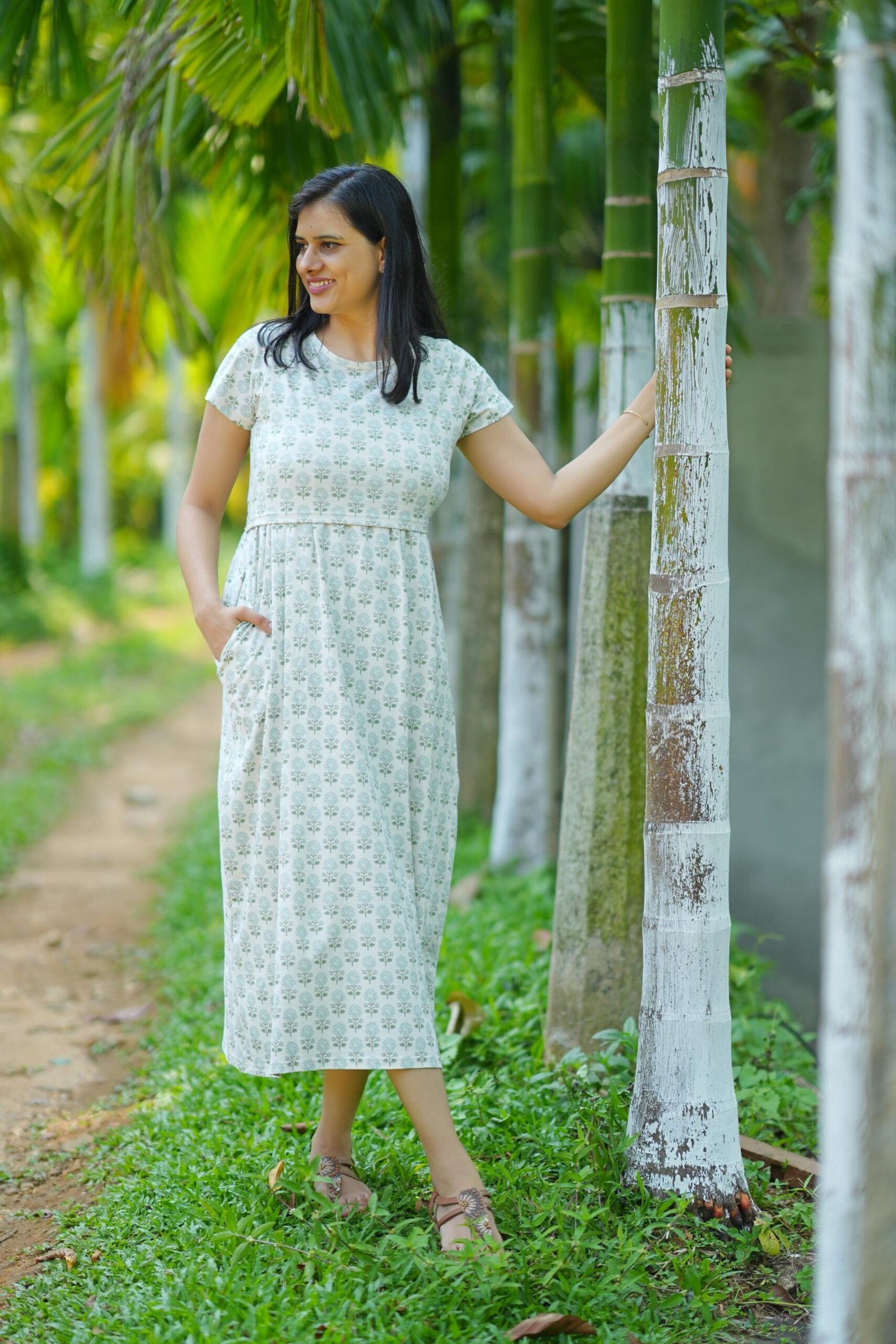 Floral Print Maternity & Nursing Dress