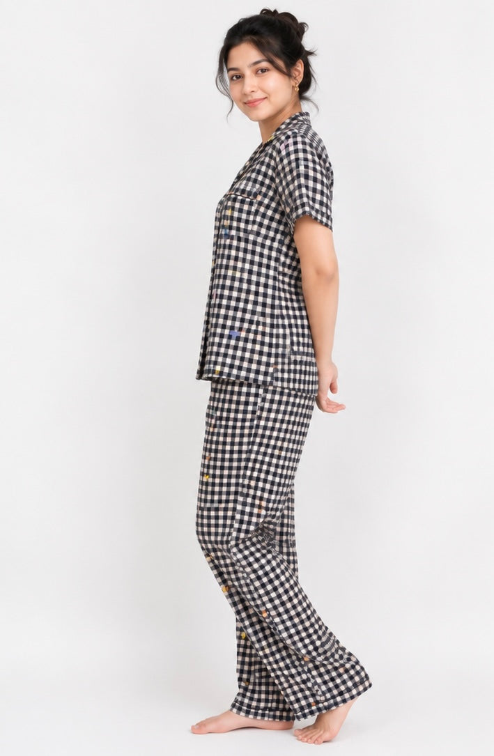 Black Gingham Heart Print Cotton Women's Night Suit